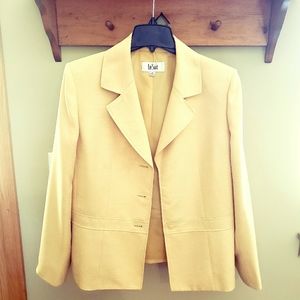 Le Suit Yellow Blazer